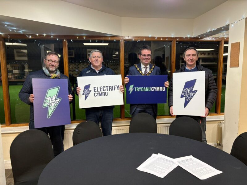 Chris Elmore MP, Tony Williams (Club Secretary), Cllr Huw David & Cllr John Spanswick